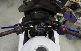 KAWASAKI ER600 F 2012