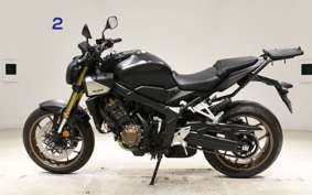 HONDA CB650R E-Clutch 2025 RH17