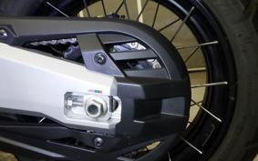 HONDA X-ADV 750 2025 RH21