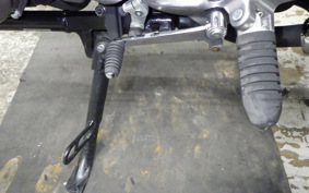 SUZUKI GSR250 2014