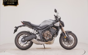 HONDA CB650R E-Clutch 2024 RH17