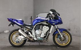 YAMAHA FZS1000 FAZER 2002 RN06