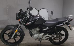 YAMAHA YBR125 RE05