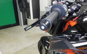 KTM 1290 SUPER DUKE R 2015