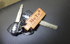 SUZUKI Vｽﾄﾛｰﾑ250A 2011