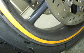 TRIUMPH STREET TRIPLE R 2011