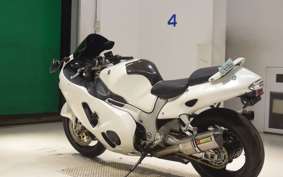 SUZUKI GSX-1300R HAYABUSA 2002