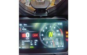 DUCATI MULTI STRADA V4S 2026 1000