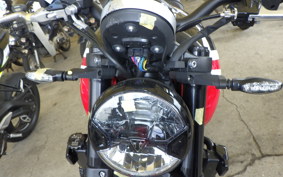 TRIUMPH ライデント660 2025