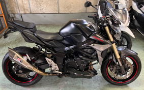 SUZUKI GSR750ABS 2013 GR7NA