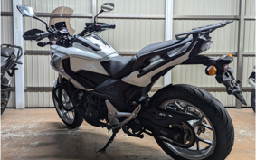 HONDA NC750X 2018 RC90
