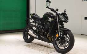 TRIUMPH STREET TRIPLE RS 2026