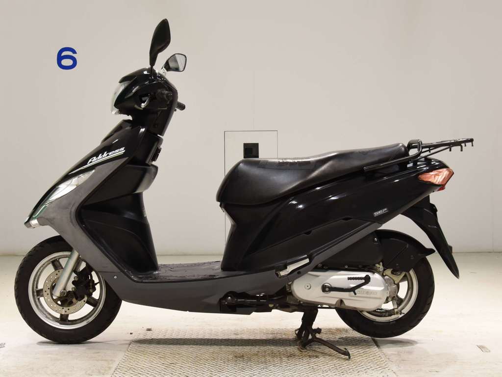 Фото Suzuki ADDRESS V125 2008 с японского аукциона