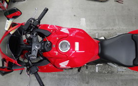 HONDA CBR650R E-Clutch 2026 RH17