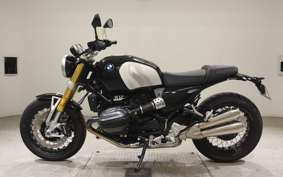 BMW R12 nine T 2025
