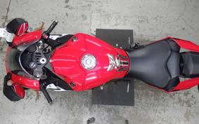 YAMAHA YZF-R1 2018