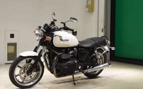 TRIUMPH BONNEVILLE 2010