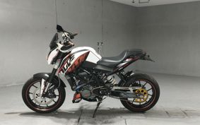 KTM 200 DUKE JUC40