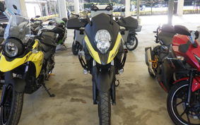 SUZUKI Vｽﾄﾛｰﾑ650XTA 2024 C733M