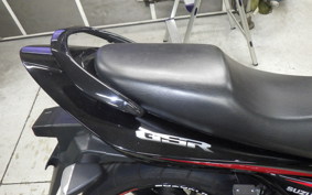SUZUKI GSR250 2013