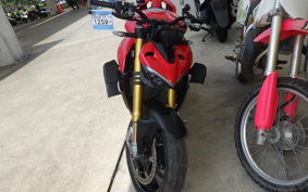 DUCATI STREETFIGHTER V4 S 2025