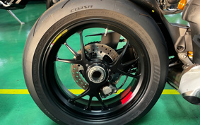 DUCATI STREET FIGHTER V4S 2024 4F00