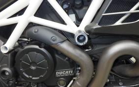 DUCATI DIAVEL AMG 2012