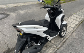 YAMAHA TRICITY 125 SE82J