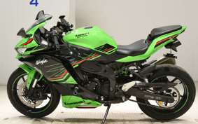 KAWASAKI ZX-4RR ZX400P