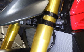 DUCATI STREETFIGHTER V4 S 2025