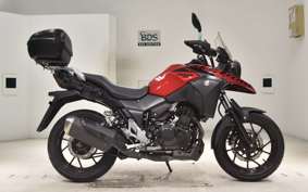 SUZUKI Vｽﾄﾛｰﾑ250 2010