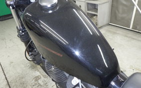 HARLEY XL883N 2010
