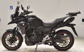SUZUKI Vｽﾄﾛｰﾑ250 1998