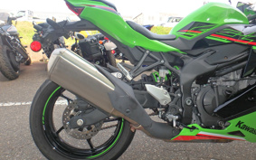 KAWASAKI NINJA ZX-4RR KRT ED 2024 ZX400P