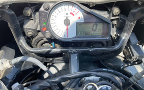SUZUKI GSX-R750 2001 BD111