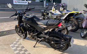 HUSQVARNA Svartpilen