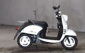 YAMAHA E-VINO SY11J