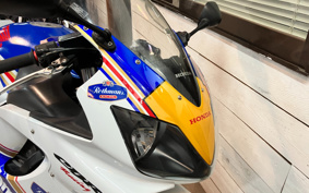 HONDA CBR600F 2001 PC35