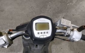 YAMAHA CUXI 100 C1DW