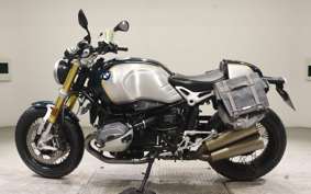 BMW R NINE T 2019