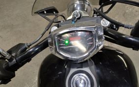 YAMAHA XVS1300CA STRIKER VP33