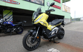 HONDA X-ADV 750 2025 RH21