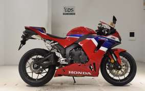 HONDA CBR600RR 2025 PC40