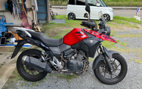 SUZUKI STROM 250 DS11A