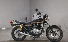 SUZUKI GS400 2025 GS400