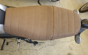 YAMAHA XSR155