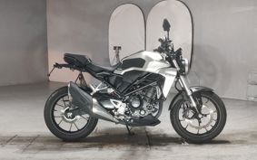 HONDA CB250R MC52