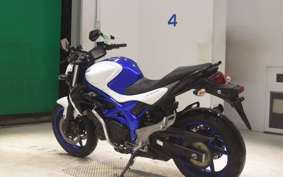 SUZUKI GLADIUS 2011 VK58A