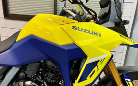SUZUKI DL650 ( V-Strom 800 ) 2025 EM1BA