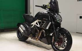 DUCATI DIAVEL 2012